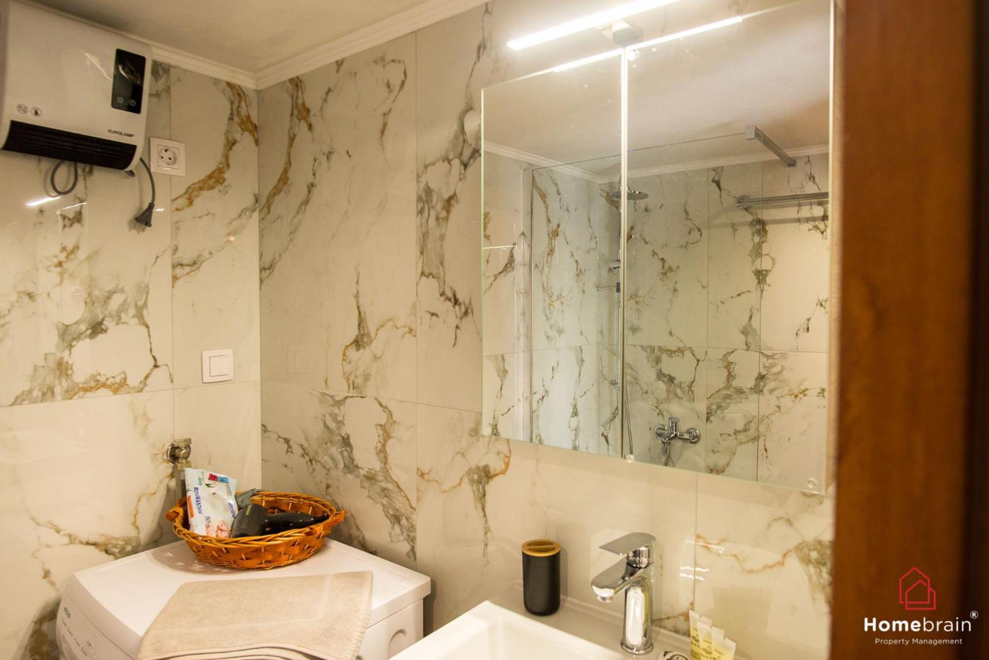 Apartment Pk Luxury Apartment, Feels Like *